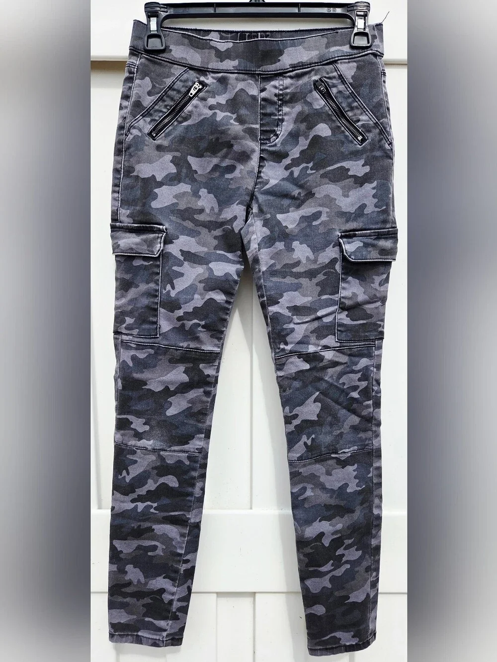 Girls Justice Gray and Black Camo Bottoms With Elastic Waist Size 14
